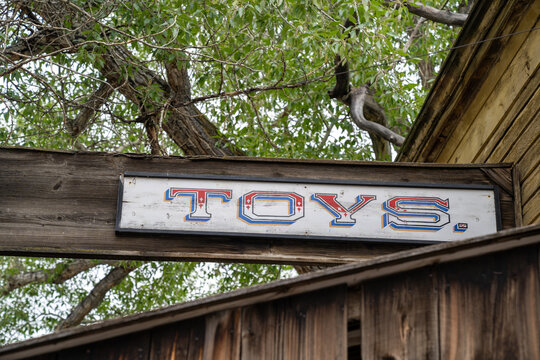Generic sign for a toy store