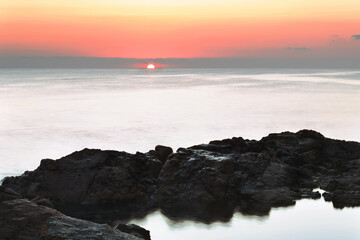Obraz premium View of the Black Sea, Sozopol, Bulgaria. Beautiful colorful sunrise.