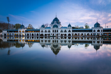 Fototapeta premium Budapest Stadtwäldchen Varosliget