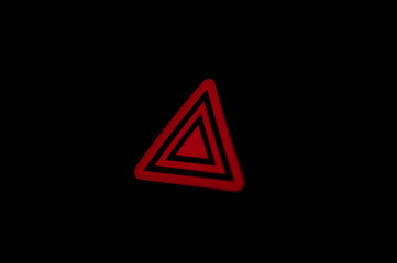 車内の写真。ハザードランプ。