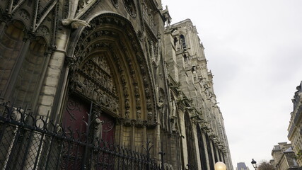 Naklejka premium Beautiful landmarks and arts of Paris