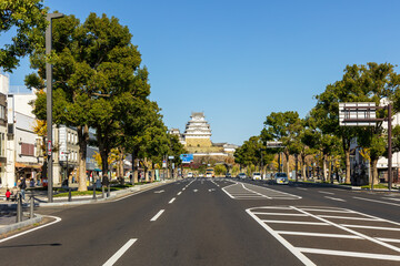 姫路大通りから見る姫路城