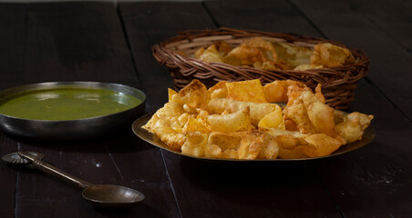 Indian Breakfast Dish Sola Fali or Masala Papri Served With Green Chutney