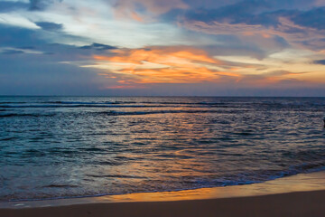 Fototapeta premium Sunset on the Indian ocean Sri Lanka Hikkaduwa