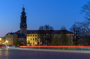 Fototapeta na wymiar Stadtschloss in Weimar zur Blauen Stunde