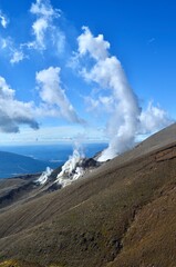 Fototapeta na wymiar Volcanos in Tongariro National Park, New Zealand 