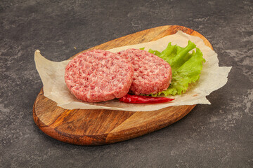 Raw beef cutlet for burger