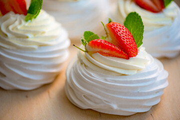 strawberry cream dessert