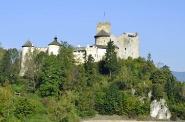 Zamek Pieniny w Niedzicy nad Jeziorem Czorsztyńskim © Albin Marciniak