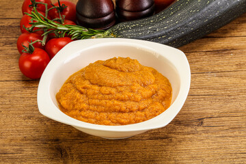 Vegetarian cuisine - Zucchini puree with herbs