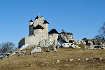 Zamek Bobolice na Szlaku Orlich Gniazd, na Jurze Krakowsko-Częstochowskiej.  © Albin Marciniak