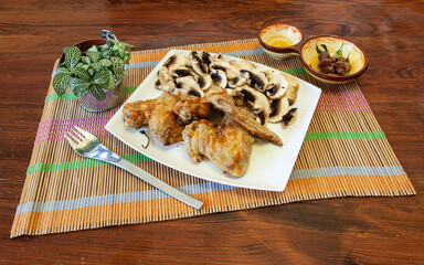 Fried chicken wings.