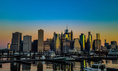Fototapeta na wymiar New York at sunset