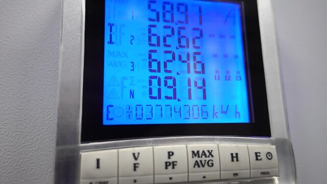UPS. Digital control panel power supply for data center. Uninterruptible power supplies.