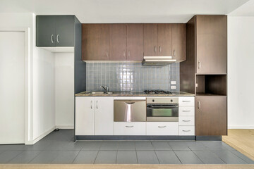 Fototapeta premium Empty and unfurnished brand new apartment