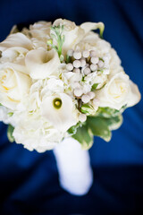 textured white wedding bouquet