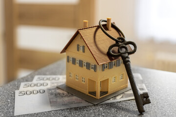 Czech economy and finance - realty estate business - buying a new house or flat - czech money and key