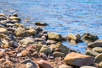 Obraz premium Large stones by the sea