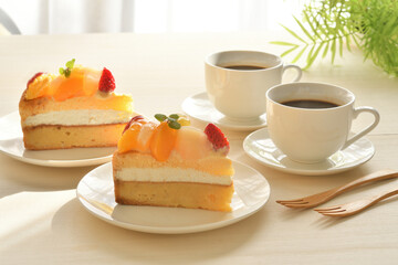 フルーツのケーキ  コーヒー