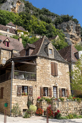Fototapeta na wymiar La Roque-Gageac scenic village on the Dordogne river, France