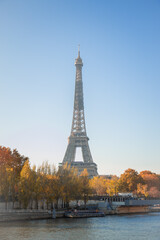 Fototapeta na wymiar Eiffle Tower Paris France autumn