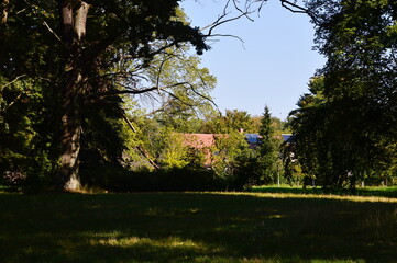 Schloss und Park Sacrow am Fluss Havel, Potsdam, Brandenburg
