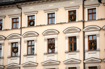 Christmas wreath decorations on house exterior