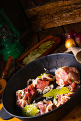 Raw East Frisian Snirtje roast with spices.