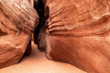 red rock slot canyons in utah