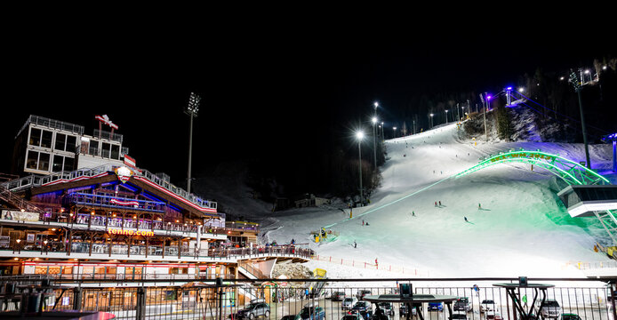 Schladming, Austria: Tenne apres ski restaurant at the bottom of the ski route