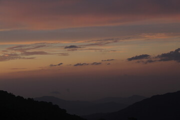 Vista del atardecer desde las montañas de Minca Colombia