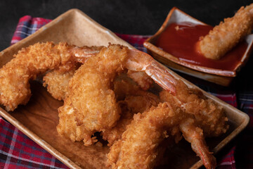 fried shrimps or prawns with sauce