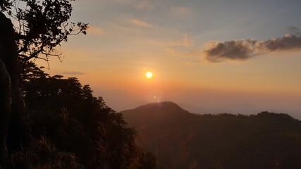 Fototapeta na wymiar Sunset Sunrise of Phu-Soi-Dao Mountain