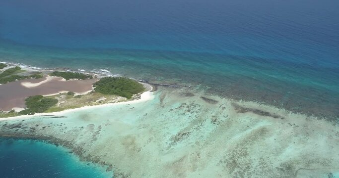 cankys island. Los roques Venezuela. Aerial view, pan rigth.