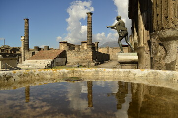 Fototapeta na wymiar Pompeii ruins