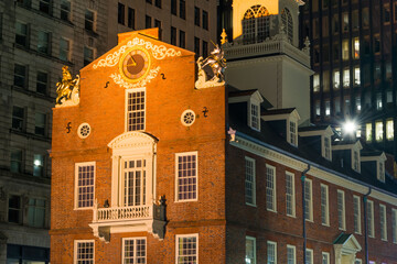The balcony of the Old State House in Boston is illuminated at night