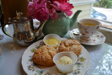 cup of tea and scones, English teatime