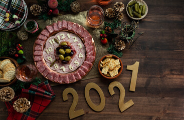 A Charcuterie clock platter to celebrate the New Year. 