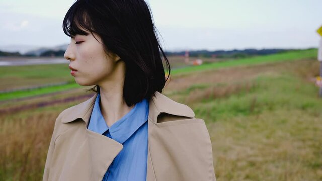 公園の女性