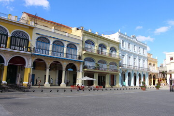 Naklejka na ściany i meble Havana architecture in Cuba