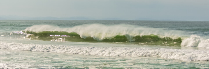 Fototapeta premium Sea in the pays Basque, waves for surfer 
