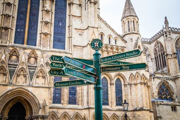 Abwaschbare Fototapete Nordeuropa Signposts in front of York Minster,  Yorkshire,  United Kingdom