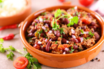 chili con carne- minced beef with tomato sauce, bean and spices