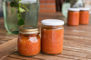 Salsa de tomate en conserva