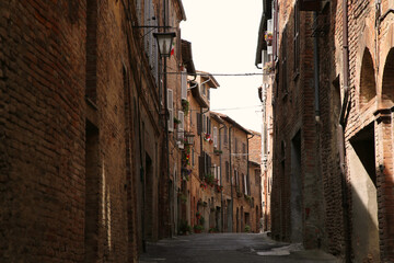 Fototapeta na wymiar Alley in the village of Citta della Pieve, Italy