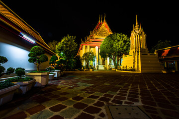 background of important religious attractions in Bangkok (Wat Phra Chetuphon (Wat Pho - reclining...