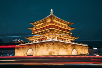 Fototapeta na wymiar China Xi'an city landmark, the bell tower