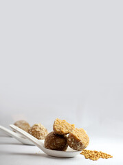  Inidan traditional sweet Fenugreek laddu or methi ke laddu or methi ki pinni made from Fenugreek seeds,jaggery,edible gum,wheat flour and desi ghee.