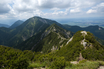 Fototapeta premium Ridge between Herzogstand and Heimgarten mountain in Bavaria, Germany