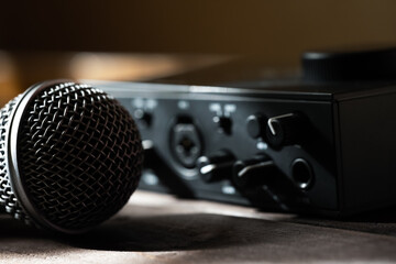 Sound recording from microphone and sound card